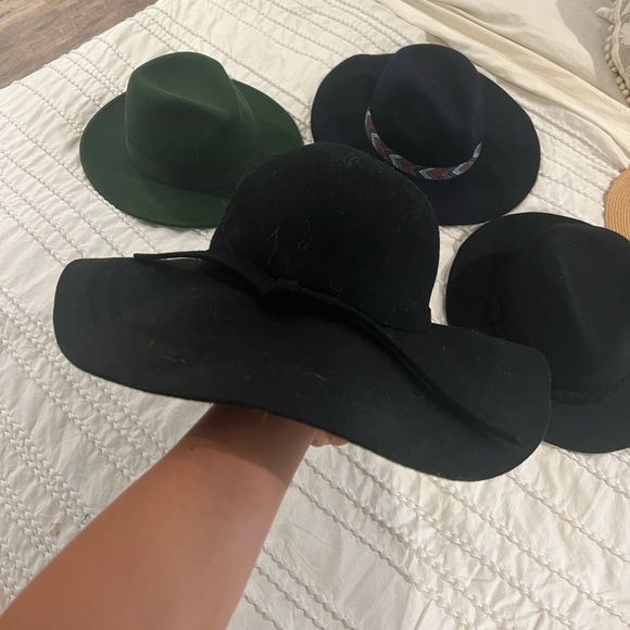 Black wool floppy hat - Picture 2 of 5